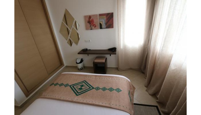 Lunja Village poza 2